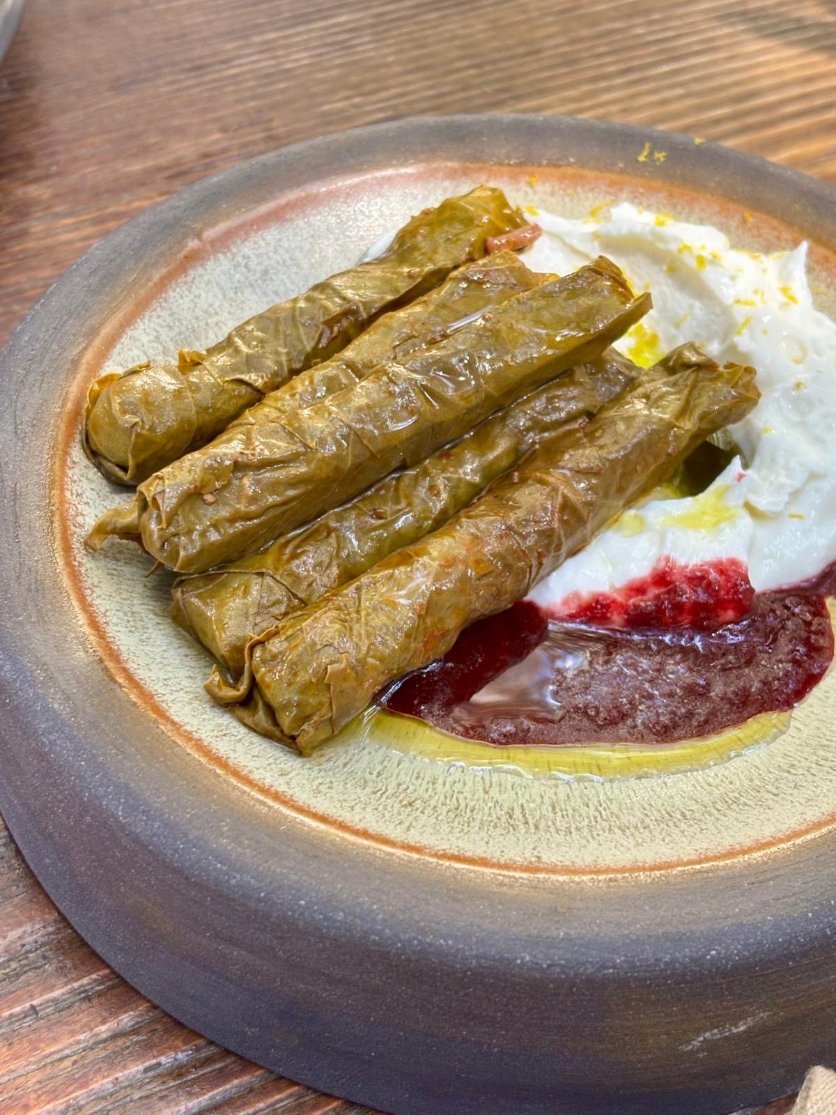 vişne soslu yaprak sarma