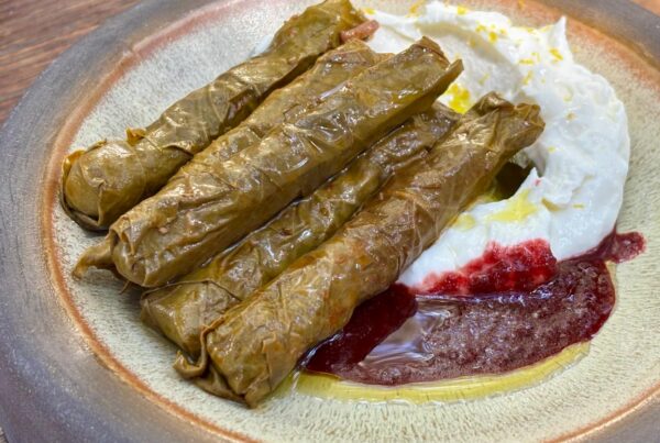vişne soslu yaprak sarma